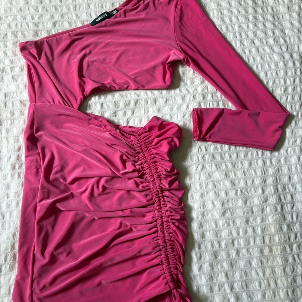 Missguided Fuchsia Long Sleeve Dress
